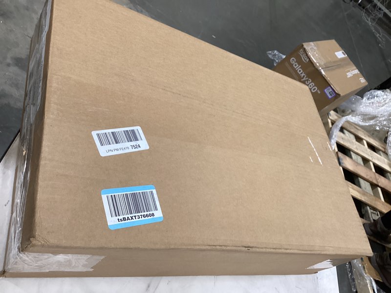 Condition photo showing New/Like New for luxury foam pillow