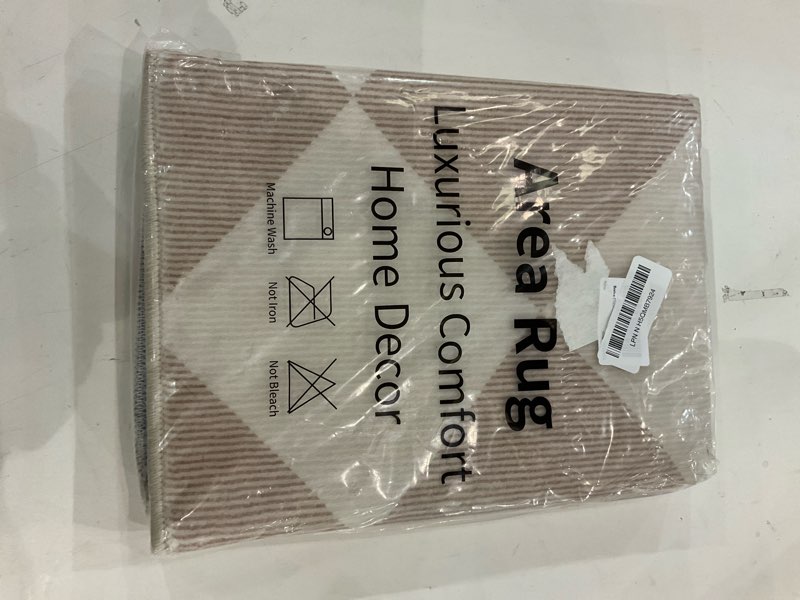 Condition photo showing New/Like New for Beeiva Checkered Print Washable Indoor Door Mats for Entryway, 2x3 Non Slip Ultra Thin Bathroom Rugs Fit Under Door, Moroccan Diamond Decor Beige Small Rugs for Bedroom Kitchen Laundry Entrance 2' x 3' (Rectangular) Beige