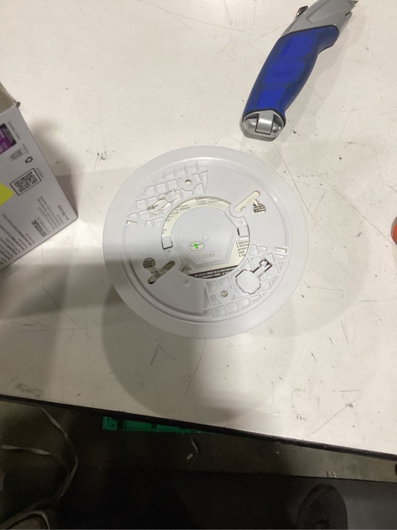 Condition photo showing As Is for usi battery-powered electrochemical/ionization/photoelectric smoke and carbon monoxide combination p
