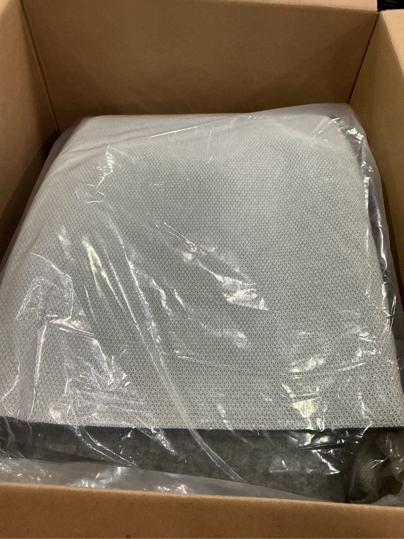 Condition photo showing Good Condition for Waterproof Non-Slip 1/4” Extra Thick 8x10 ft Rug Pad for Large Area Rugs Durable Felt Floor Protecti