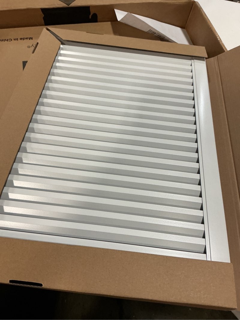 Condition photo showing Good Condition for 14" x 20" premium aluminum attic vent with screen, paintable shed vent for effective heat reduction & condensation prevention, ideal for wall, attic, shed [vent opening: 12" x 18"] 12" x 18" vent opening white