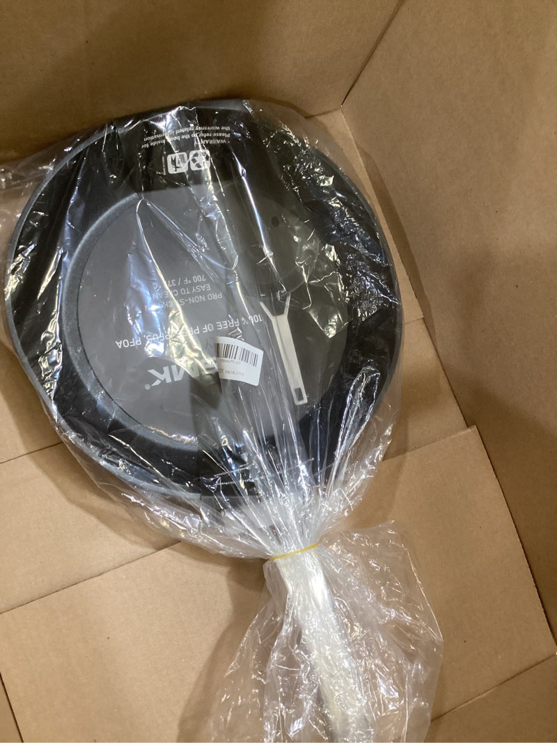 Condition photo showing Good Condition for MsMk 11 Inch Nonstick Frying Pan?Titanium and Ceramic Nonstick Large Skillet Pan, PFOA Free, Non-Toxic, Stay-Cool Handle, Scratch-resistant, Dishwasher Safe, Oven Safe to 700°F