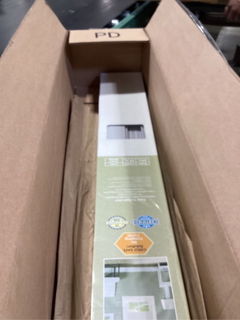Condition photo showing Good Condition for cordless gii morningstar 1" light filtering mini blind 28x64 - white 28"w x 64"h pearl white