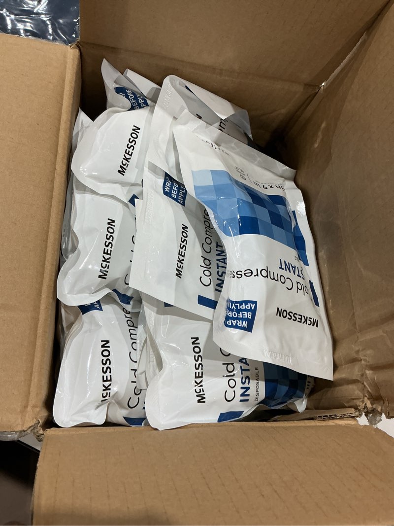 Condition photo showing Good Condition for mckesson instant cold packs, pain relief, swelling, 6 x 9 in | sprains, first aid, toothache 6 x 9 inch (24 count)