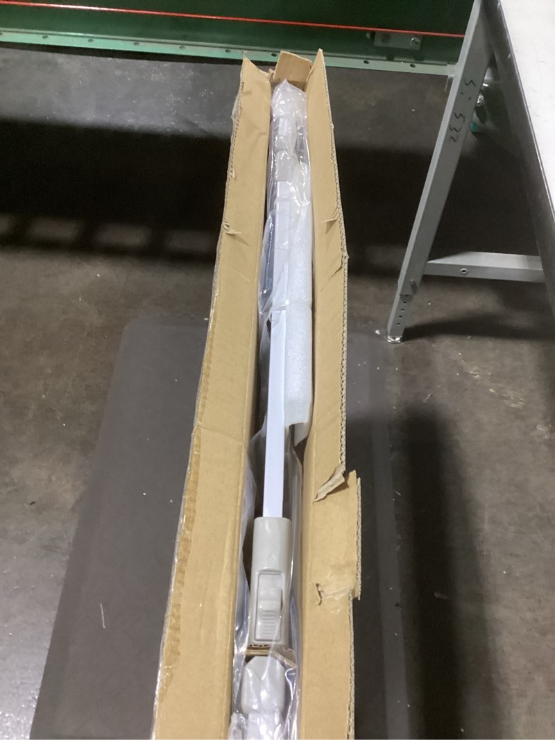 Condition photo showing Good Condition for InnoTruth 29.5–40.75" Baby Gate for Stairs, 30" Tall Dog Gates for Doorways & Hallways, Safety Gate for Kids & Pets, Pressure-Mounted Walk-Through with Dual Lock & 2-Way Swing, White White 29.5-40.75" W x 30" H(Compact Staircases)