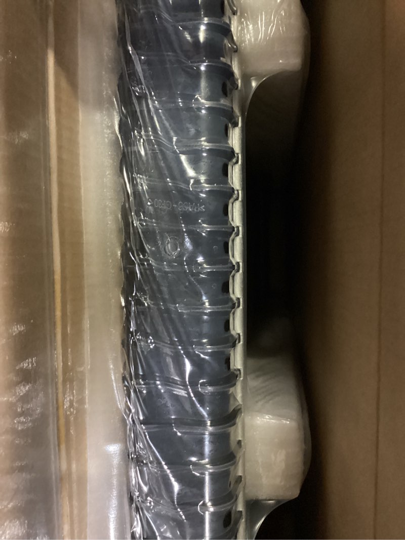Condition photo showing New/Like New for rayten 2977 radiator compatible with ford e-150 e-250 e-350 e-450 5.4 v8 6.8 v10