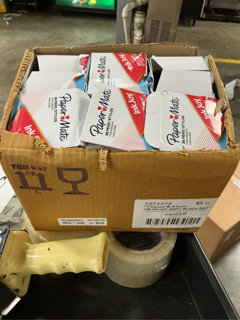 Condition photo showing New/Like New for 1951378 1 mm inkjoy 300 rt retractable ballpoint pen, black - 36 per box