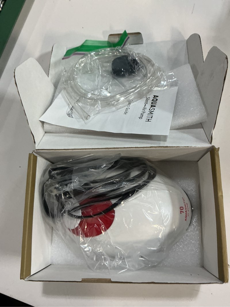 Condition photo showing Good Condition for 1w ultra quiet aquarium air pump, aquarium aerator adjustable airflow, single hole suitable for 20 to 40 gph fish tank 1 w single hole? applies to 0-40 gallon?