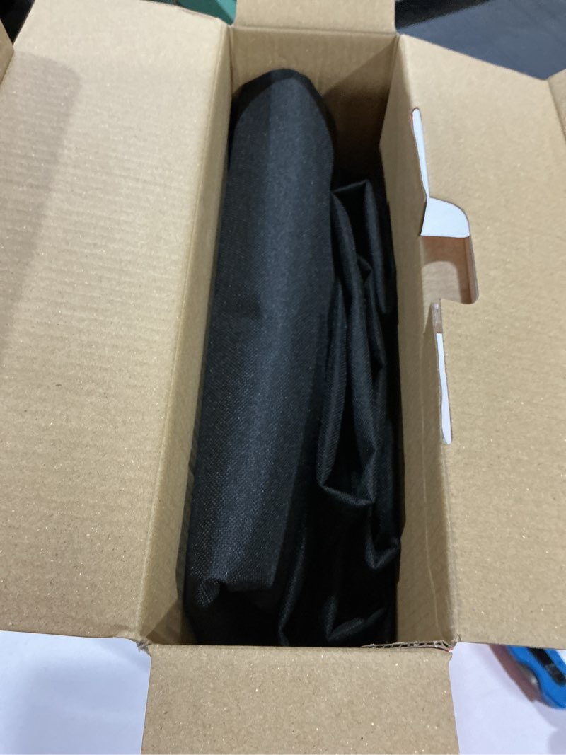 Condition photo showing Good Condition for blackstone 1529 28” single shelf griddle cover, 600d polyester, black 28" griddle cover
