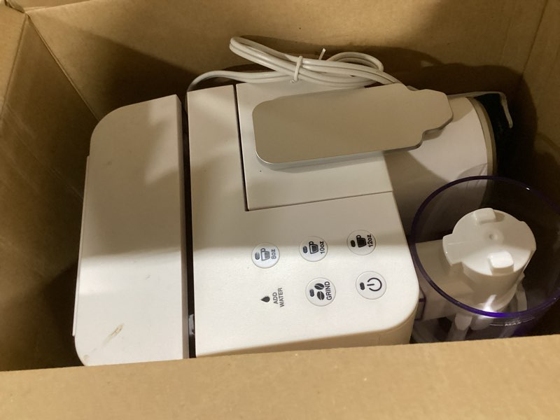 Condition photo showing Good Condition for Cuisinart Single-Serve Coffee Maker + Coffee Grinder with 8 oz., 10 oz., and 12 oz. Serving Size, Compatible with Single-Cup Pods, 48-Ounce Removable Reservoir, Stainless Steel, DGB-2W White