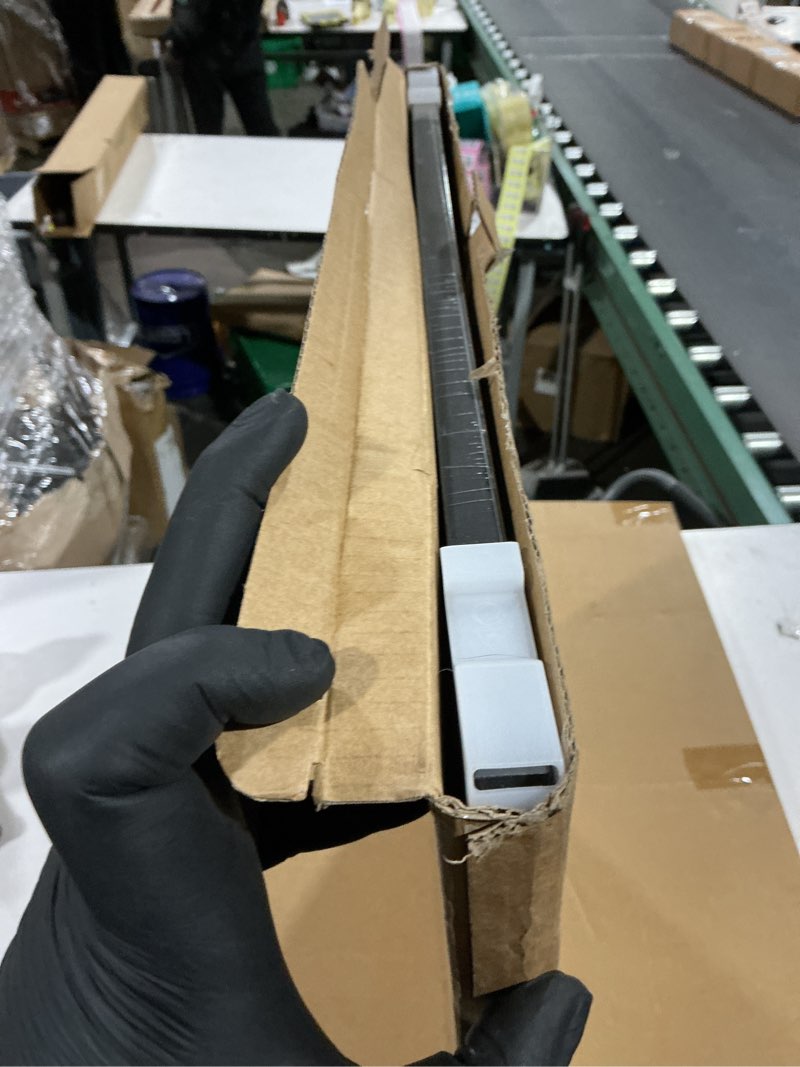 Condition photo showing Good Condition for upsimples 20x24 picture frame, display pictures 16x20 with mat or 20 x 24 without, wall hanging poster frames, black, 1 pack black 20x24