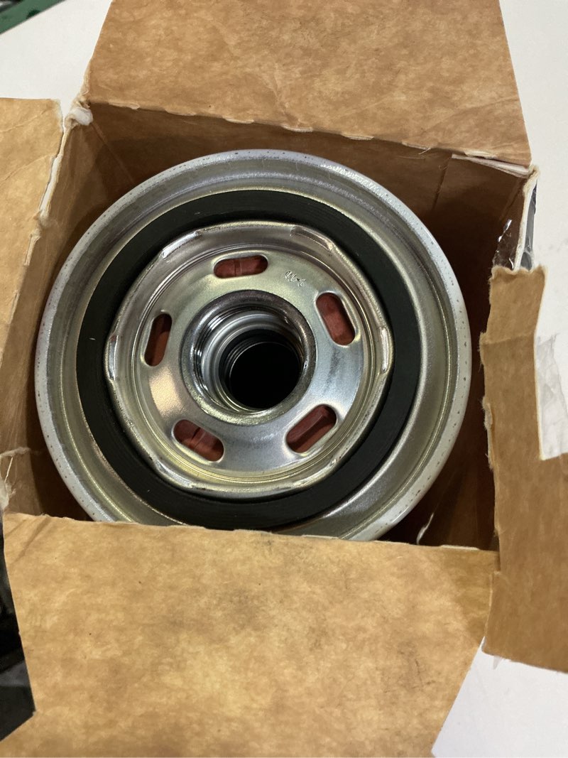 Condition photo showing Good Condition for motorcraft oil filter fl2124sw
