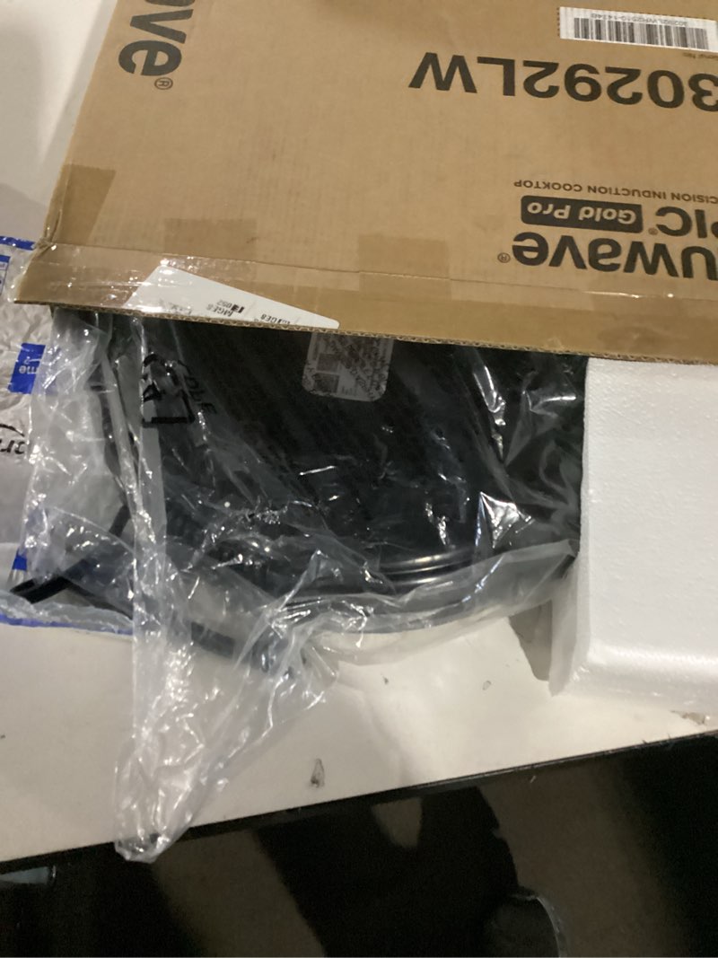 Condition photo showing New/Like New for Nuwave Gold Precision Induction Cooktop, Portable, Large 8” Heating Coil, 12” Shatter-Proof Ceramic Glass Surface, 51 Temp Settings from 100°F - 575°F, 3 Watt Settings 600, 900, & 1500 Watts (Renewed)