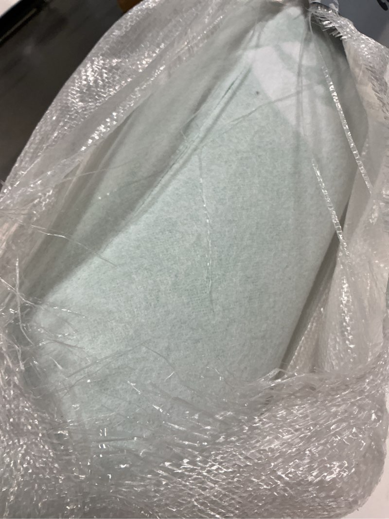 Condition photo showing Good Condition for 39" x 100' heavy-duty temporary floor protection for construction & renovation, green, surface protection film for hardwood floors, tile&hard paint protection. (s-180g 39" x 100')