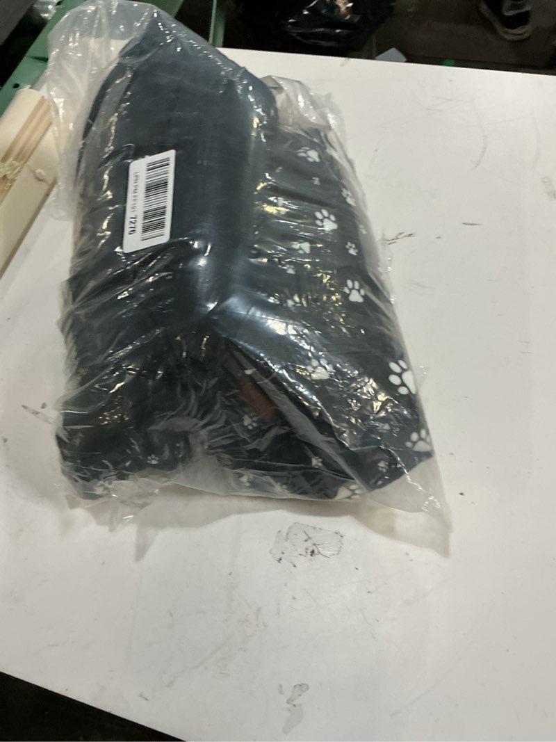 Condition photo showing Good Condition for Console Dog Car Seat with Safety Leash for Large Armrest Lid– Booster Seat for Small & Medium Dogs (Up to 25 lbs), Pet Travel Safety Seat with Storage Pockets & Detachable Dog Seat (Large Size) Dog Car Seat Under 20 lbs for Pickup or MPVs