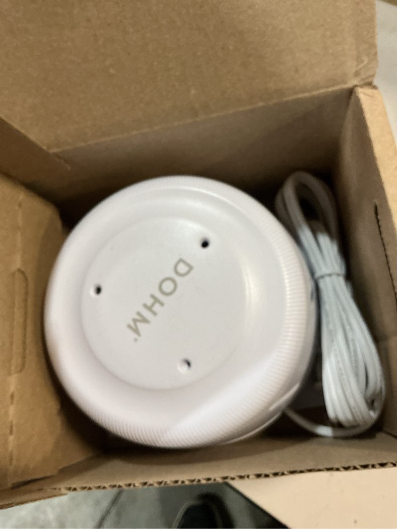 Condition photo showing New/Like New for yogasleep dohm uno white noise sound machine, real fan inside for non-looping white noise, sleep aid, office privacy & meditation for adults & baby, registry gift (white) white pack of 1