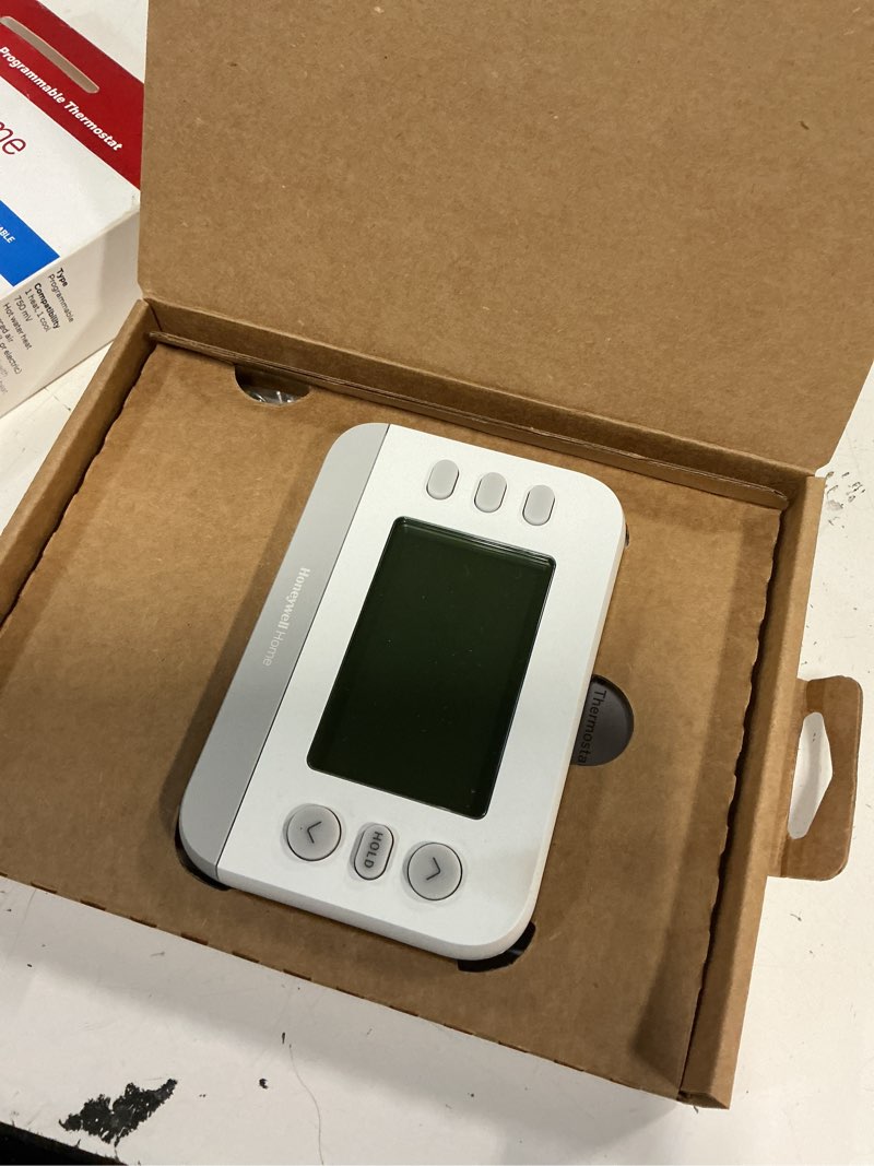 Condition photo showing Good Condition for honeywell home x2p programmable thermostat, single-stage, 1-heat/1-cool, flexible schedule