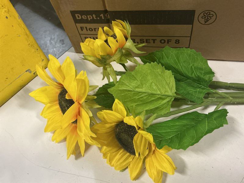 Condition photo showing New/Like New for 8 pack artificial sunflowers with stems for indoor outdoor 12 inch