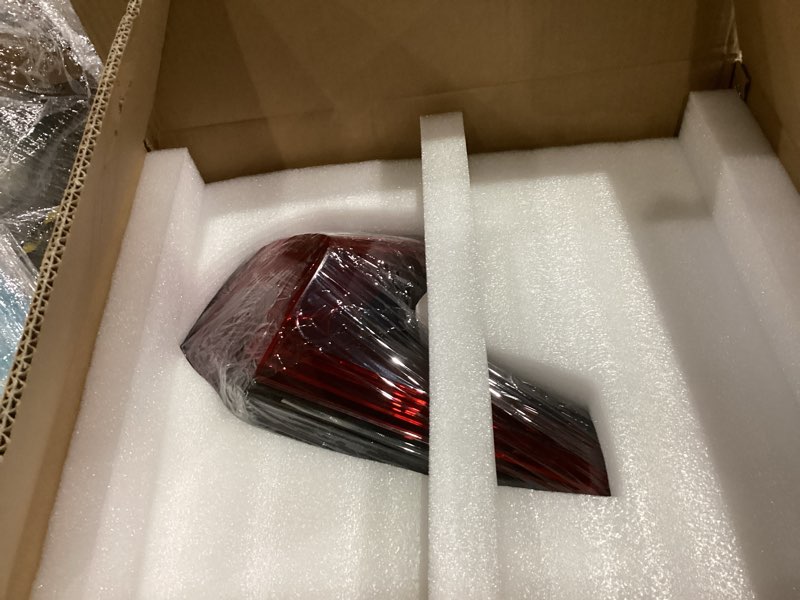 Condition photo showing New/Like New for Misakomo Tail Light Assembly Compatible with Honda CRV 2020 2021 2022 - LED Brake Tail Light Replace for HO2804122|33550-TLA-A21 - Driver Left Outer Rear Side LH Driver Side 2020-2022
