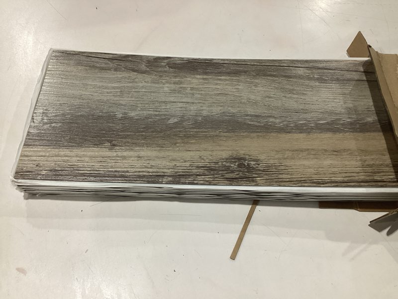 Condition photo showing Good Condition for livelynine 18-planks 6x36 waterproof vinyl plank flooring reclaimed wood peel and stick floor tile bathroom neutral vinyl flooring planks self adhesive laminate barn wood planks for floor covering 18-planks 6x36inch reclaimed wood 18