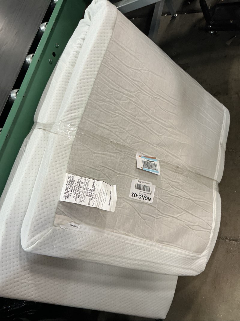 Condition photo showing As Is for  Sleep Master Youth 5 size 75in.X30IN.X5IN 