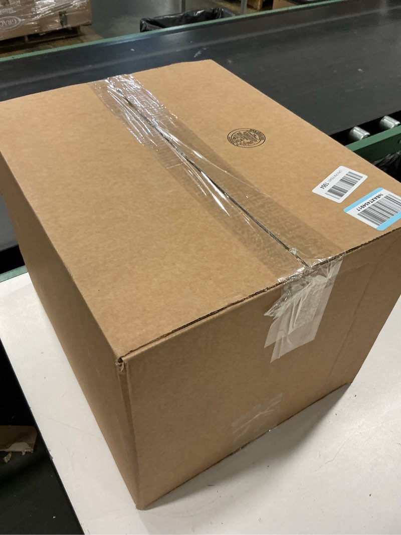 Condition photo showing New/Like New for Madison Park King Duvet Cover Set, Boho Duvet Cover with Chenille Trims King Bedding Cover, All Seas