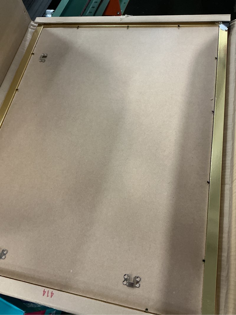 https://lotting-media.assets.bidfta.com/lotting_ddef7a21-c28a-45e6-8fc7-6f9f5e6aac3a