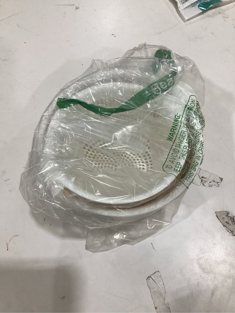 Condition photo showing Good Condition for 2 in 1 Kitchen Colander Set with Bowl Strainer (2 Sets 2.5 Qt),BPA Free Plastic Fruits and Vegetable Washing Basket,Dishwasher Friendly Double Layered Drain Basin,for Pasta Salad Berry Cleaning Mixing