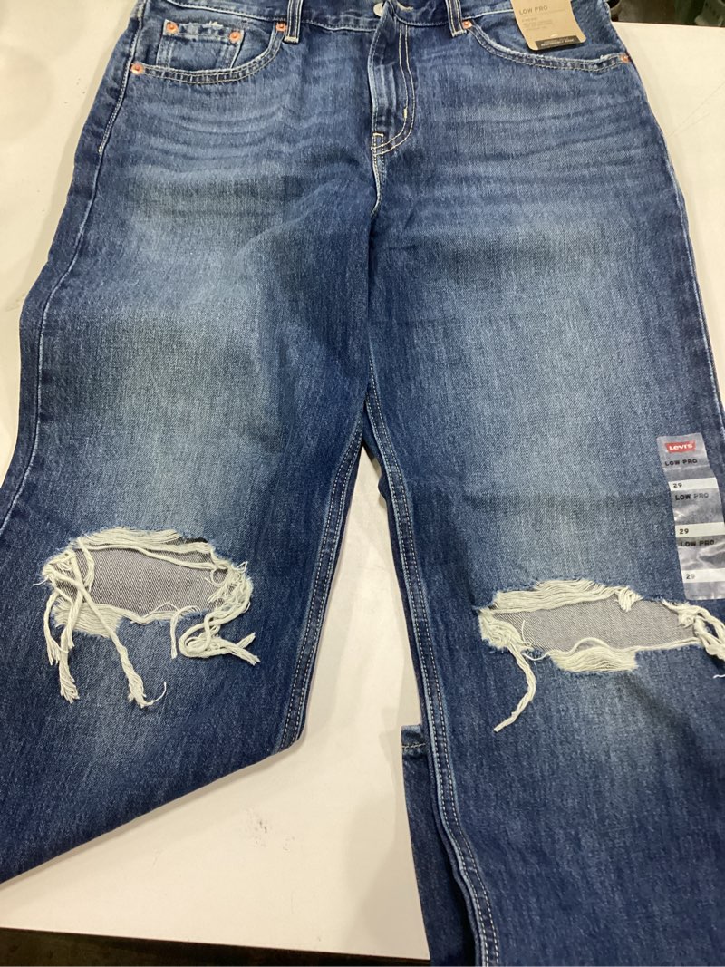 (Size29)Levi’s Low Pro Straight Relaxed Jeans Womens29 Distressed Medium Wash