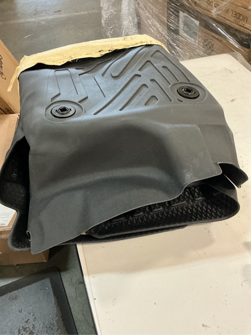 Condition photo showing Good Condition for Mixsuper Liner Floor Mats for Jeep Gladiator JT 2020-2024 2025, All Weather Floor Liners for Jeep Gladiator Accessories Durable 1st and 2nd Row Set Black