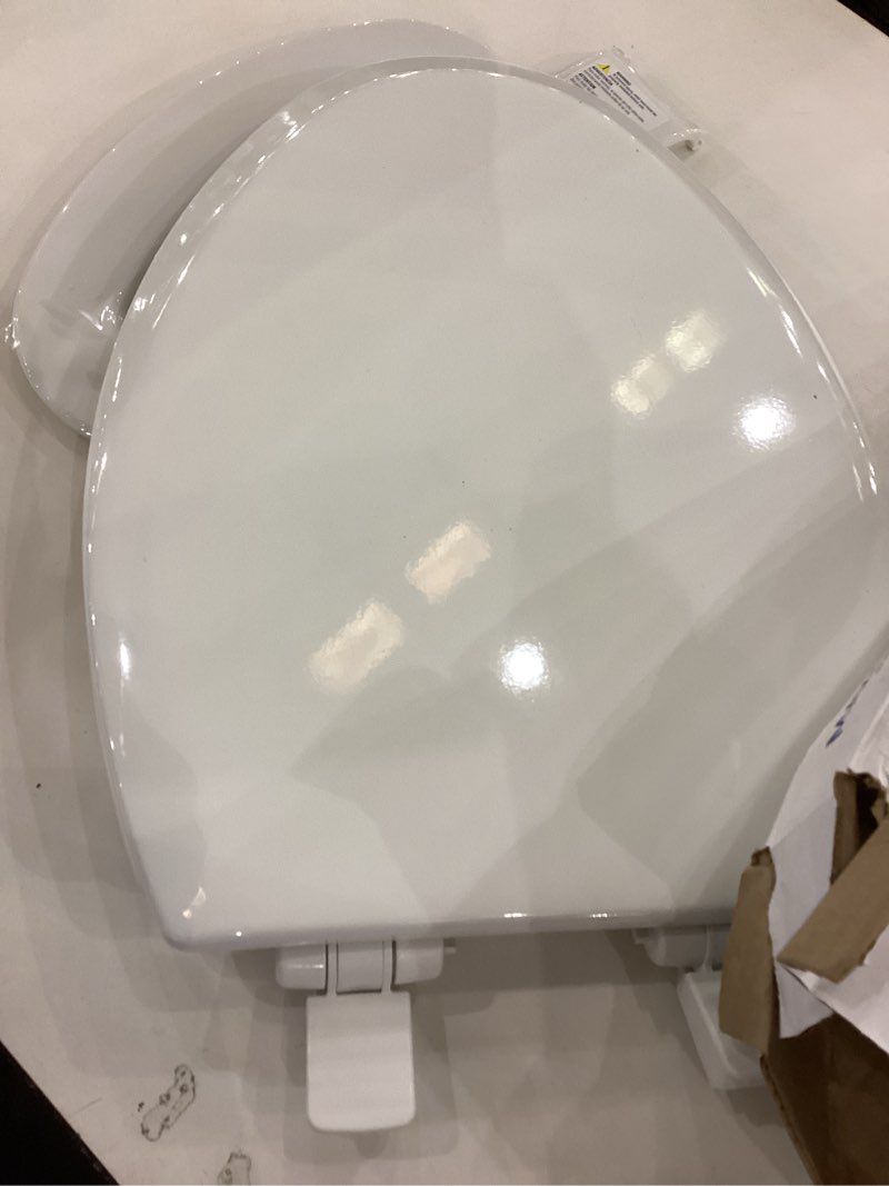 Toilet Seat Size Guide Guía de Tamaño de Asiento Sanitario