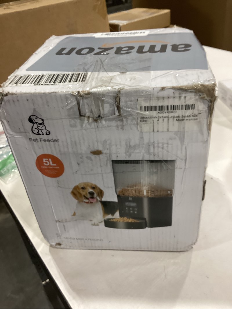 Condition photo showing Good Condition for pet feeder
