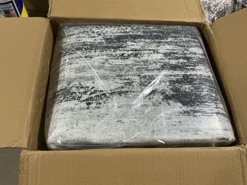Condition photo showing Good Condition for amada homefurnishing 8x10 area rug for living room, modern abstract rug with non-slip backing & low pile, large washable rug with abstract pattern for bedroom, dinning room, home office, light grey light grey 8' x 10' (rectangular)