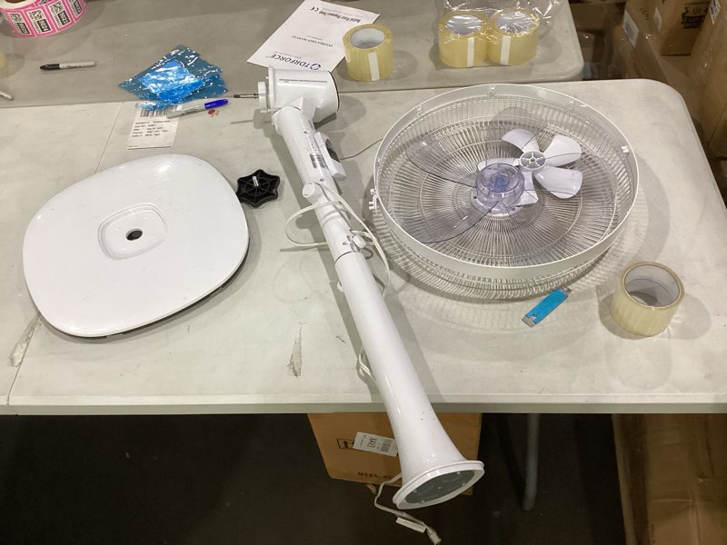 White fan