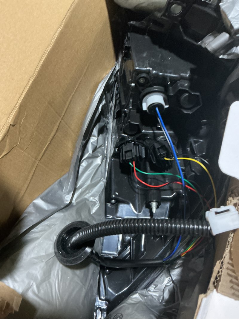 Condition photo showing Good Condition for Rear LED Tail Light Assembly, Left Driver Side Outer Brake Tail Lamp, for Toyota RAV4 2019 2020 2021, Replace# 81560-0R090, TO2804148