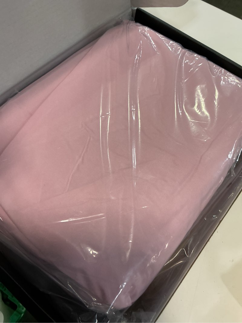 Condition photo showing New/Like New for freshculture twin fitted sheets, bulk pack of 6, deep pocket, soft microfiber bottom sheets for home, salons, hotels, twin size fitted sheets only (dusty pink) dusty pink twin