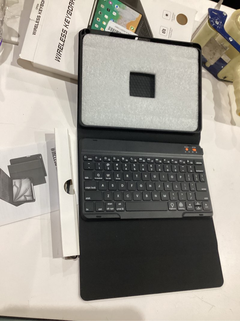 Condition photo showing Good Condition for keyboard case for ipad 6th generation 9.7 inch 2018, 7-color backlit detachable wireless with pencil holder, stand folio cover for air 2/5th generation 2014/2017, black classic for ipad 5th/6th/air 2 black