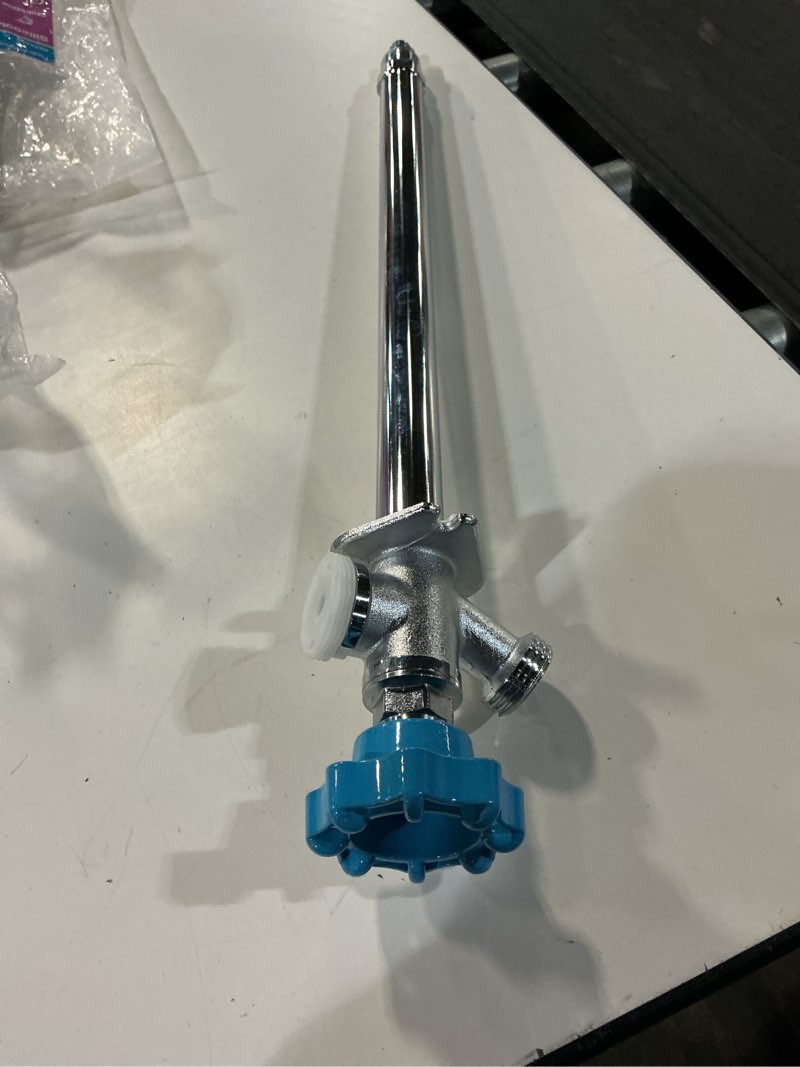 Condition photo showing Good Condition for sharkbite 12-in l x 1/2-in push-to-connect brass anti-siphon frost resistant multi turn sillcock