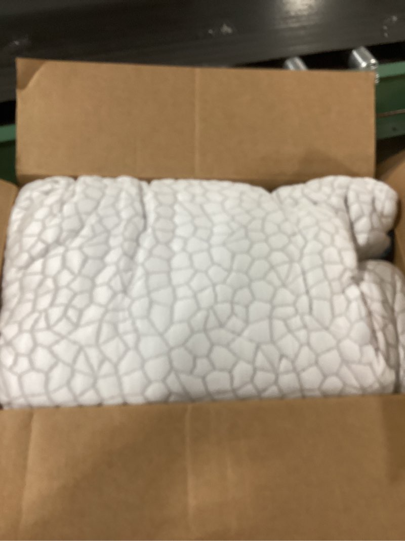 Condition photo showing Good Condition for QUTOOL Cooling Pillow for Sleeping 2 Pack, Luxury Shredded Memory Foam Bed Queen Pillows Set of 2, Cool Pillow for Hot Sleepers Adjustable Firm Pillow for Side, Back, Stomach Sleepers Soft Yet Support White-cooling Basic Queen(2 Pack)-20'*30'