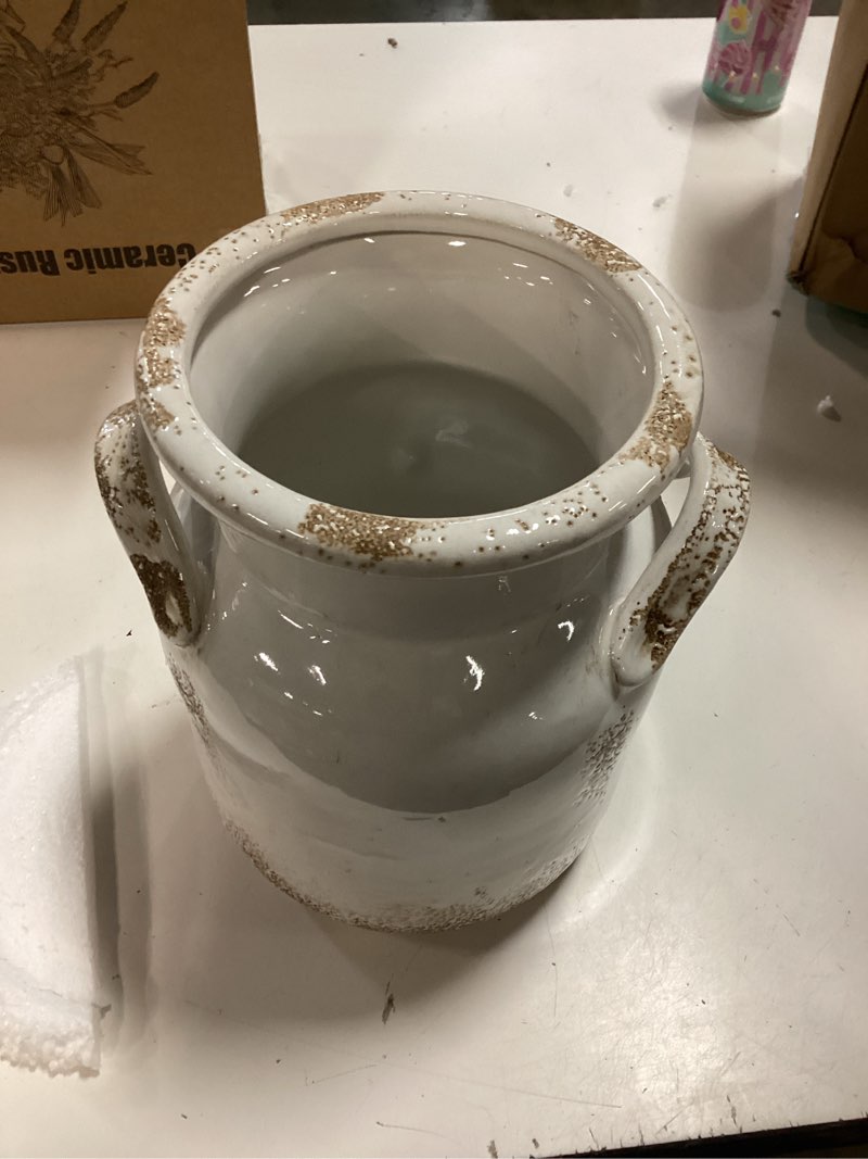 Condition photo showing New/Like New for quoowiit ceramic rustic farmhouse vase, distressed decorative flower vase for home decor, ideal shelf decor, white boho vase for living room bedroom kitchen office decor centerpiece table decorations 8 inch