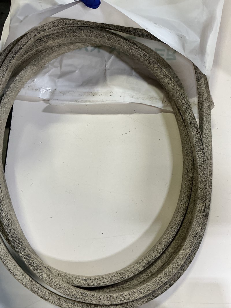 Condition photo showing Good Condition for 154" x 5/8" mower deck belt for exmark 1-653368 653368 116-3455 husqvarna 539114557 114557 toro 131-1121 sz4622 lsz5422 lsz5424 mz5225, aramid cord belt
