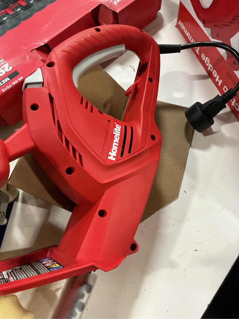 Condition photo showing New/Like New for 17 in. 2.7 amp electric hedge trimmer