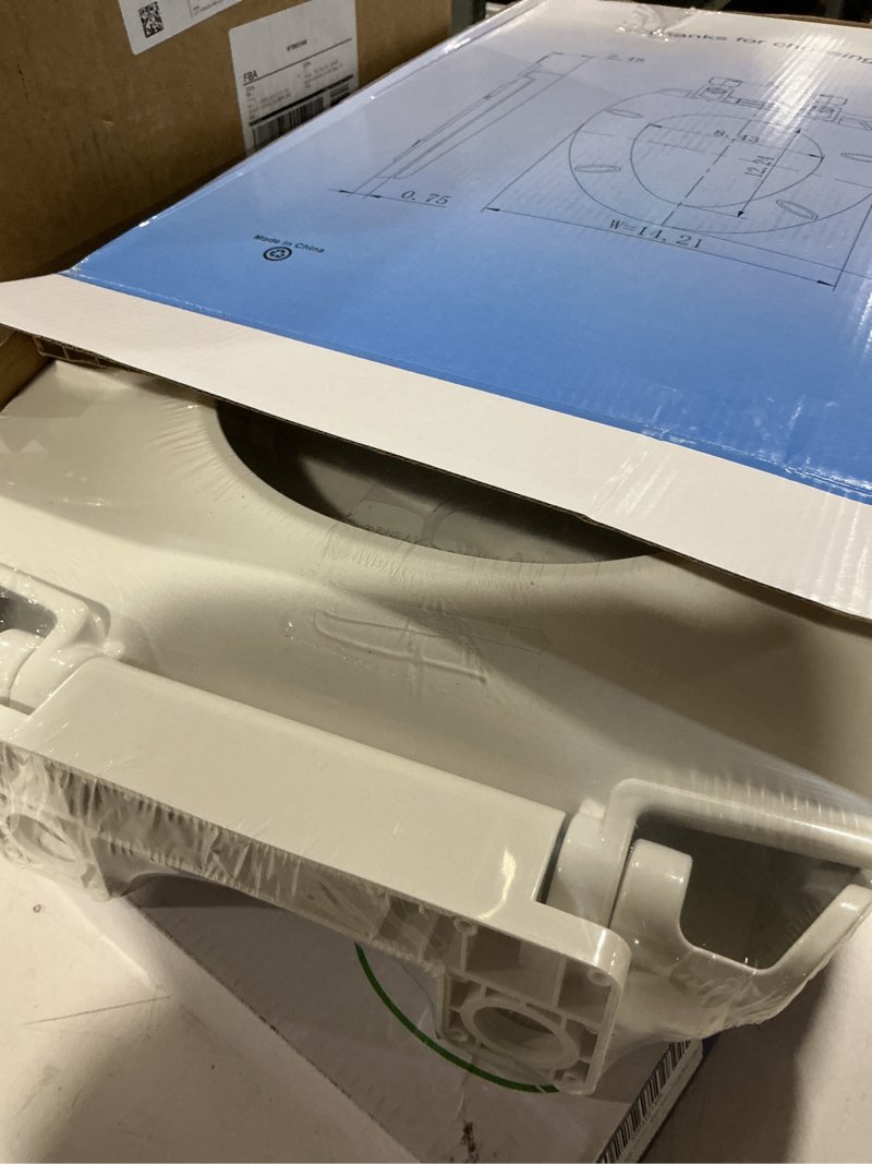 Condition photo showing Good Condition for elongated toilet seat soft close, bottom fixing/top fixing 2 mount way easy installation,4 rubber anti slip pad, compatible oval shape, pp material easy clean, white white elongated toilet seat