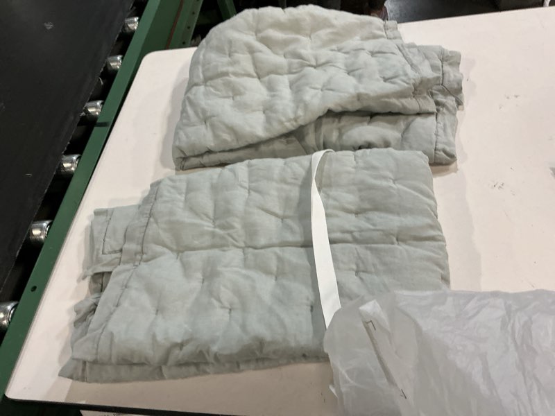 Condition photo showing Good Condition for ( incomplete ) european linen dream quilt set, king/cal king, mist
