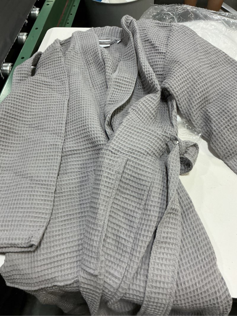 Condition photo showing Good Condition for quince organic turkish waffle robe gray size s