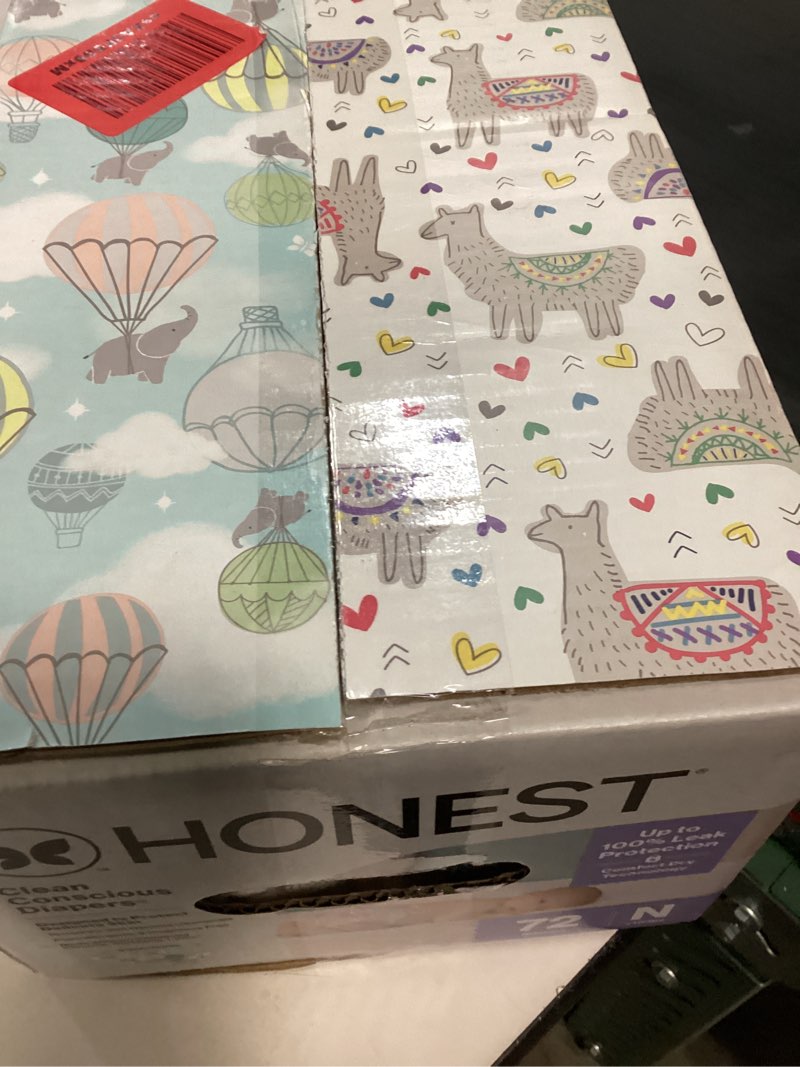 Condition photo showing New/Like New for the honest company comfort dry disposable daytime diapers for sensitive skin, hypoallergenic, above it all + all the alpacas, club box size newborn 72 count newborn (72 count) above it all + all the alpacas