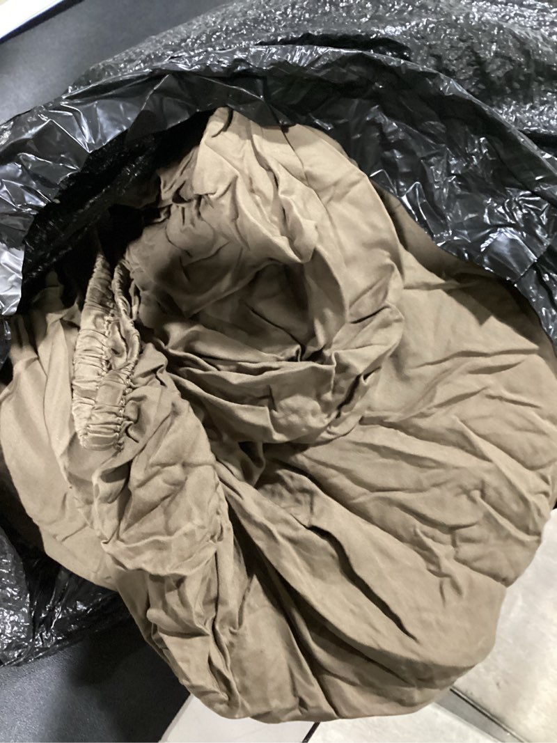 Condition photo showing As Is for quince sheet cover set brown incomplete set unknown size