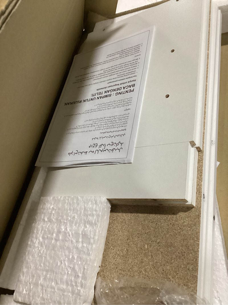 Condition photo showing New/Like New for Furinno Hermite Desk Top Organizing Shelf Bookcase, White 16.4-Inch White