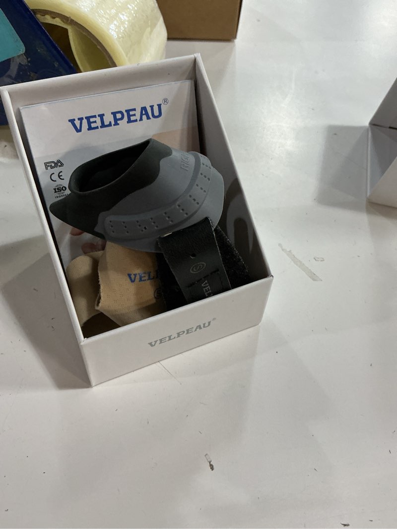 Condition photo showing New/Like New for velpeau flexible cmc thumb brace - soft rubber thumb splint for arthritis pain and support, comfort cool thumb cmc restriction splint, thumb stabilizer for cmc joint for women and men (left hand - s) small black,left hand