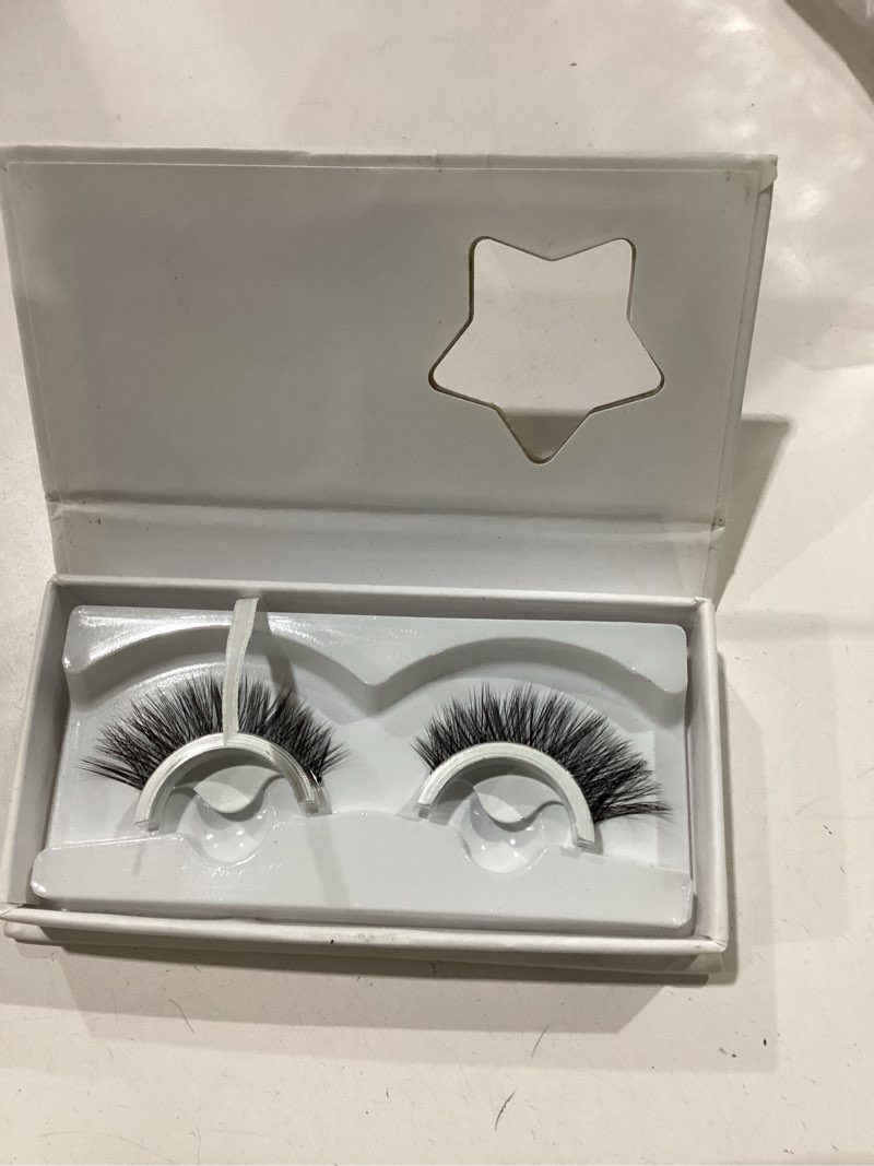 Condition photo showing New/Like New for Eye secret lashes